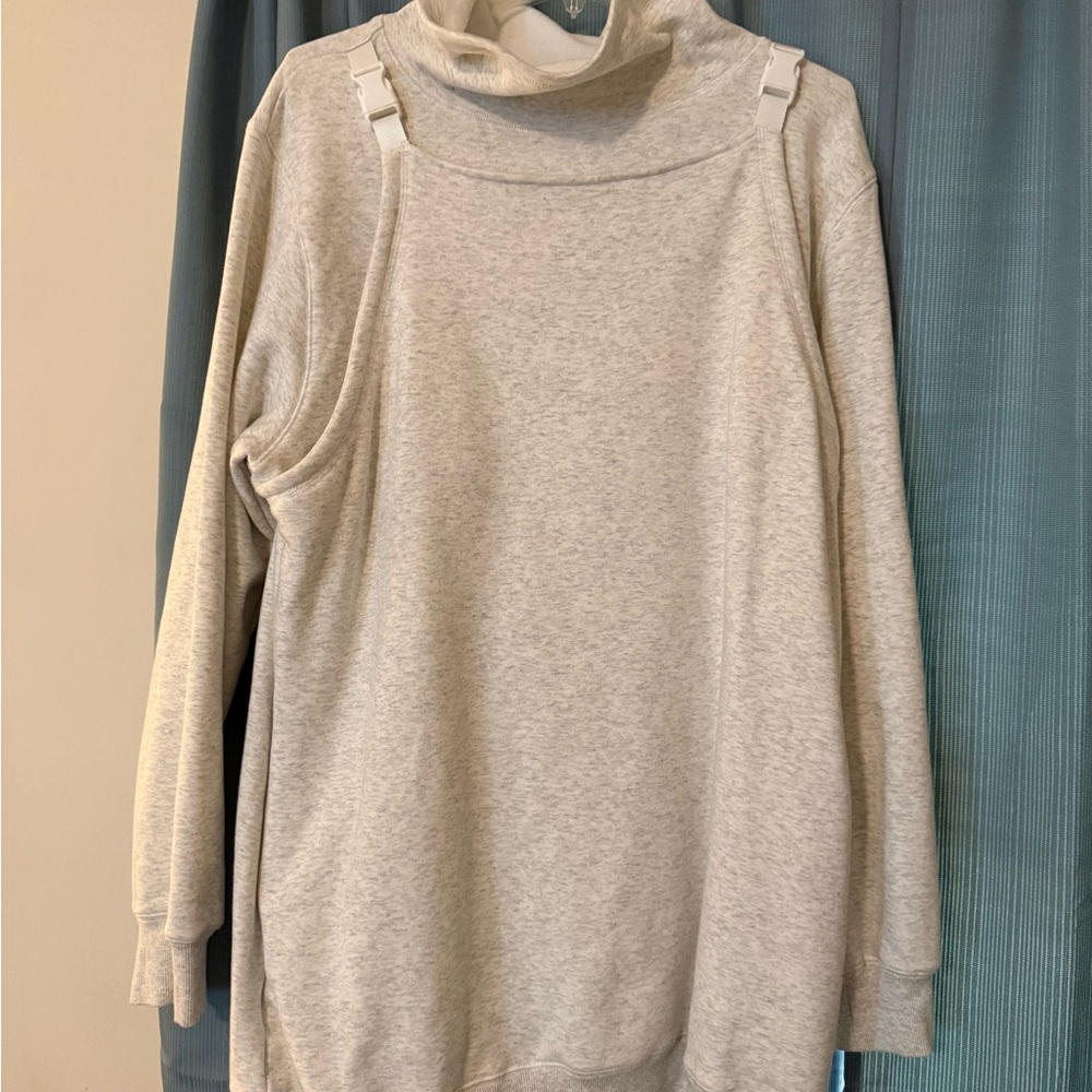 Latched Mama Buckle and Go Baby Wearing Pulliver